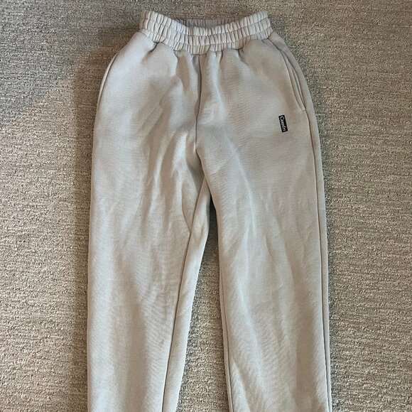 Comfrt Sweatpants Has Seperate Sweatshirt.can Be Sold Together Or Seperate. - Picture 1 of 1